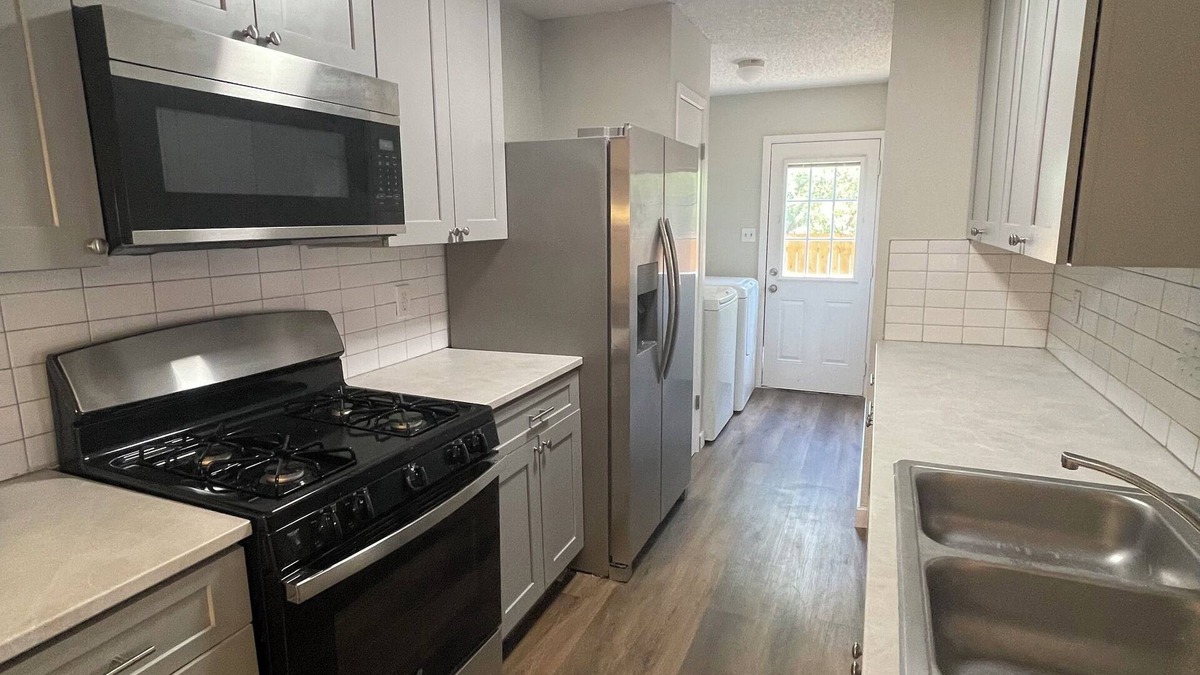 Round Rock House | Round Rock Monthly I