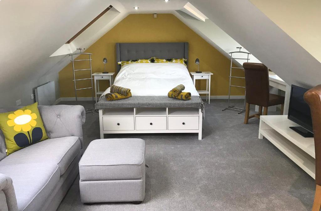 Macclesfield Apartment | Round-y-Corner