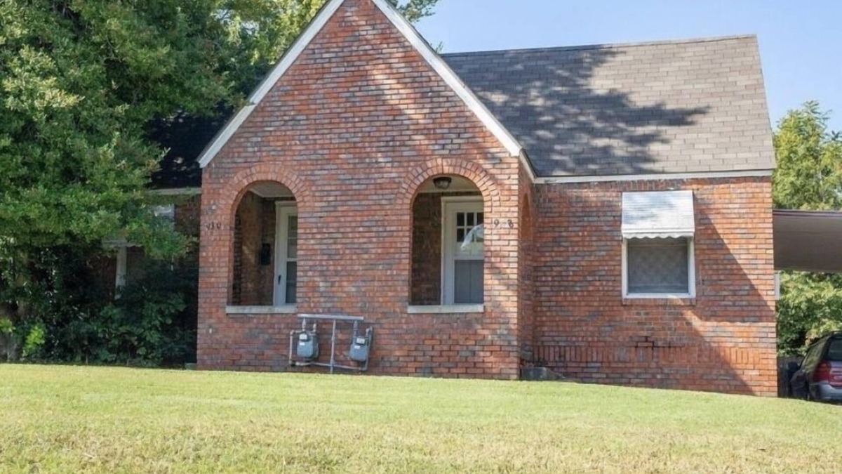 Turner Park Apartment | Route 66, walk to Tulsa Expo Square and TU, Pet friendly duplex