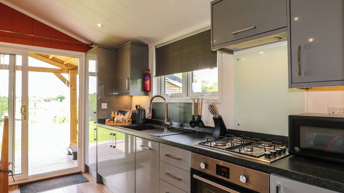 Swadlincote Cottage | Rowan
