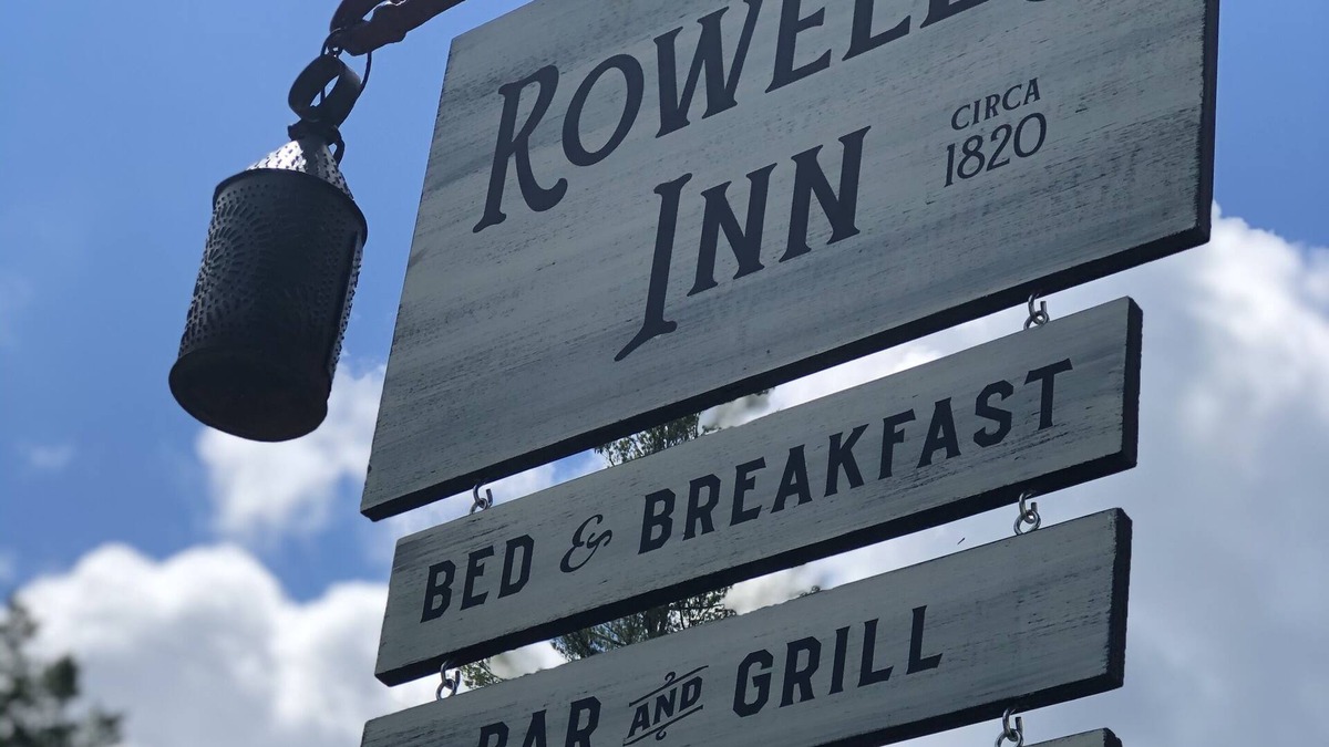 Andover Bed & Breakfast | Rowell's Inn