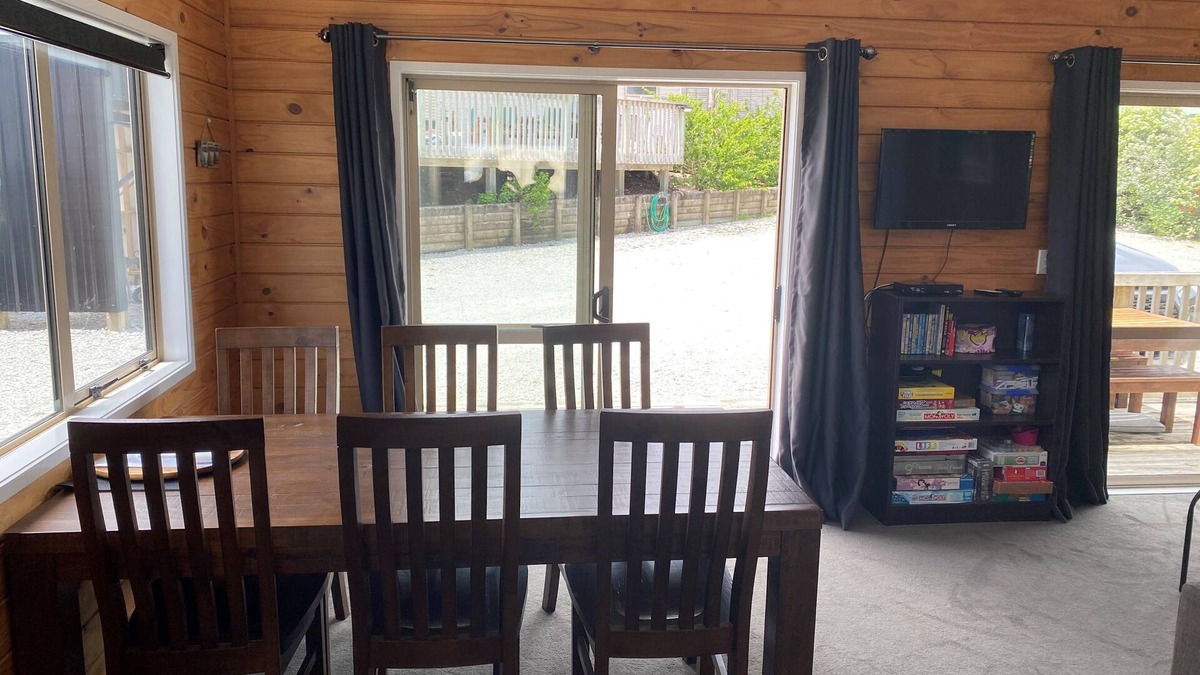 Karkari Peninsula House | Rowlys Resort Back Bach suitable for family of 4 or 2 couples