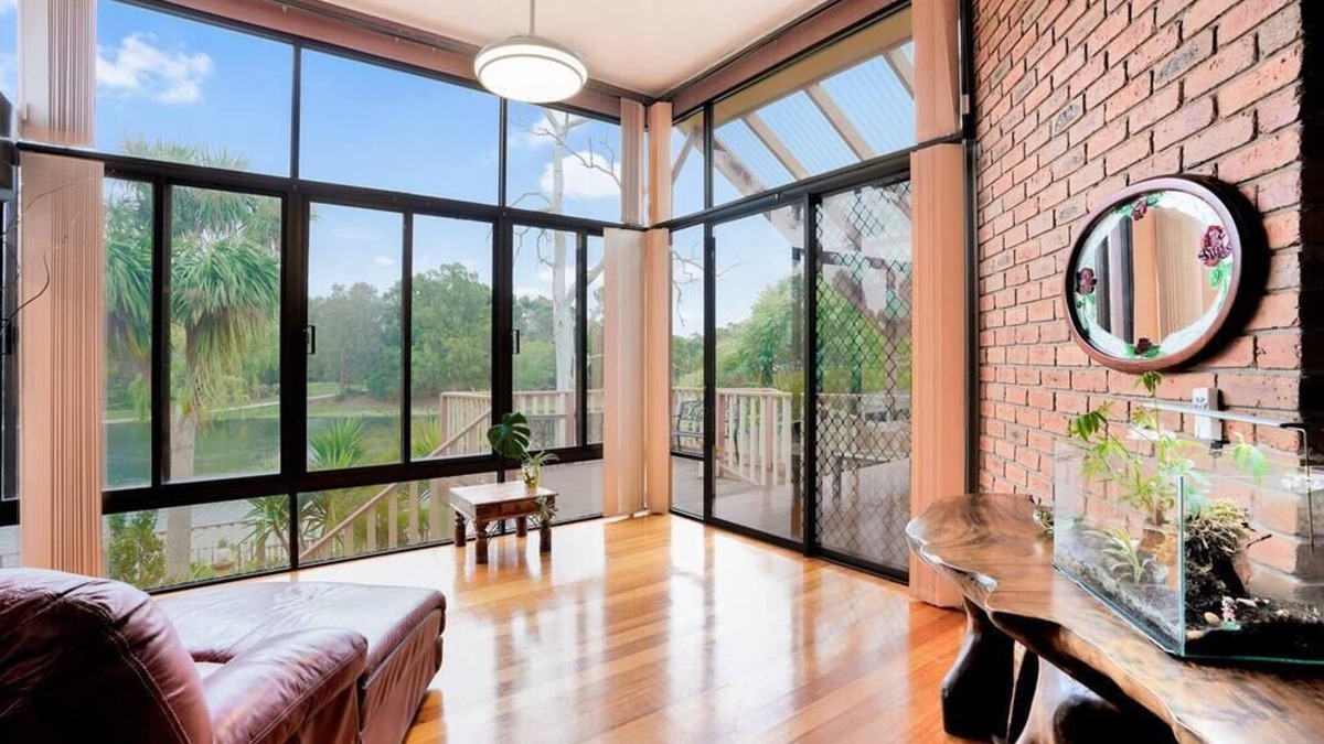 Rowville House | Rowville 3BR family Lakeside Retreat