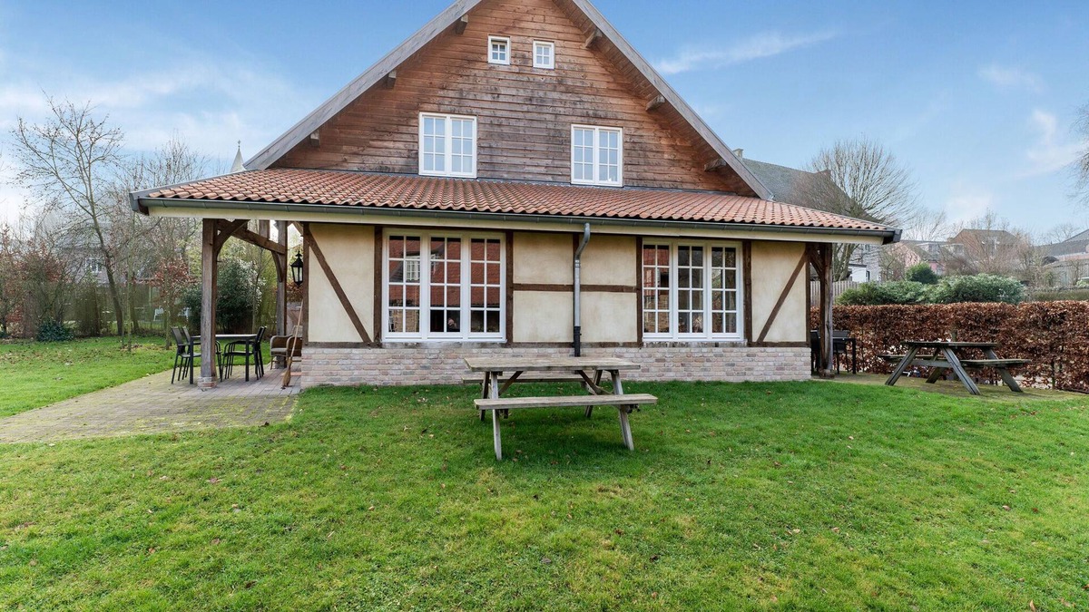 Slenaken Apartment | Royal Apartment in Slenaken with Terrace