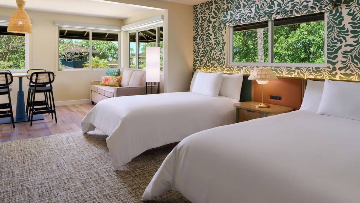 Kaanapali Hotel | Royal Bungalow Studio Suite Oceanfront at Royal Lahaina Resort, Walk to Beach