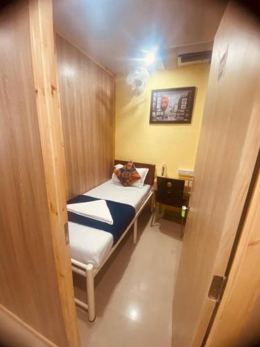 Marol Bed & Breakfast | Royal Cabin Stay