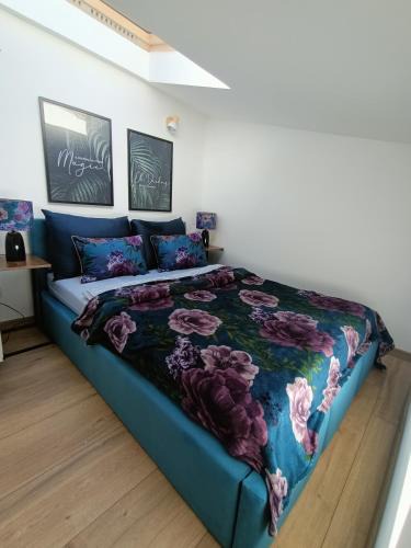 Katowice Apartment | Royal EvitaBocelli Spodek by walk