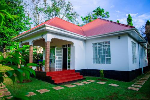 Moshi House | Royal Homestay