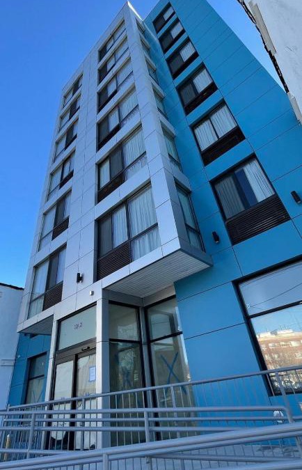 Baychester Hotel | Royal Hotel Bronx