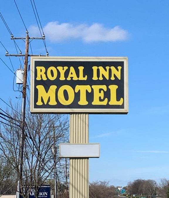 Rio Hotel | Royal Inn Motel-Charlottesville