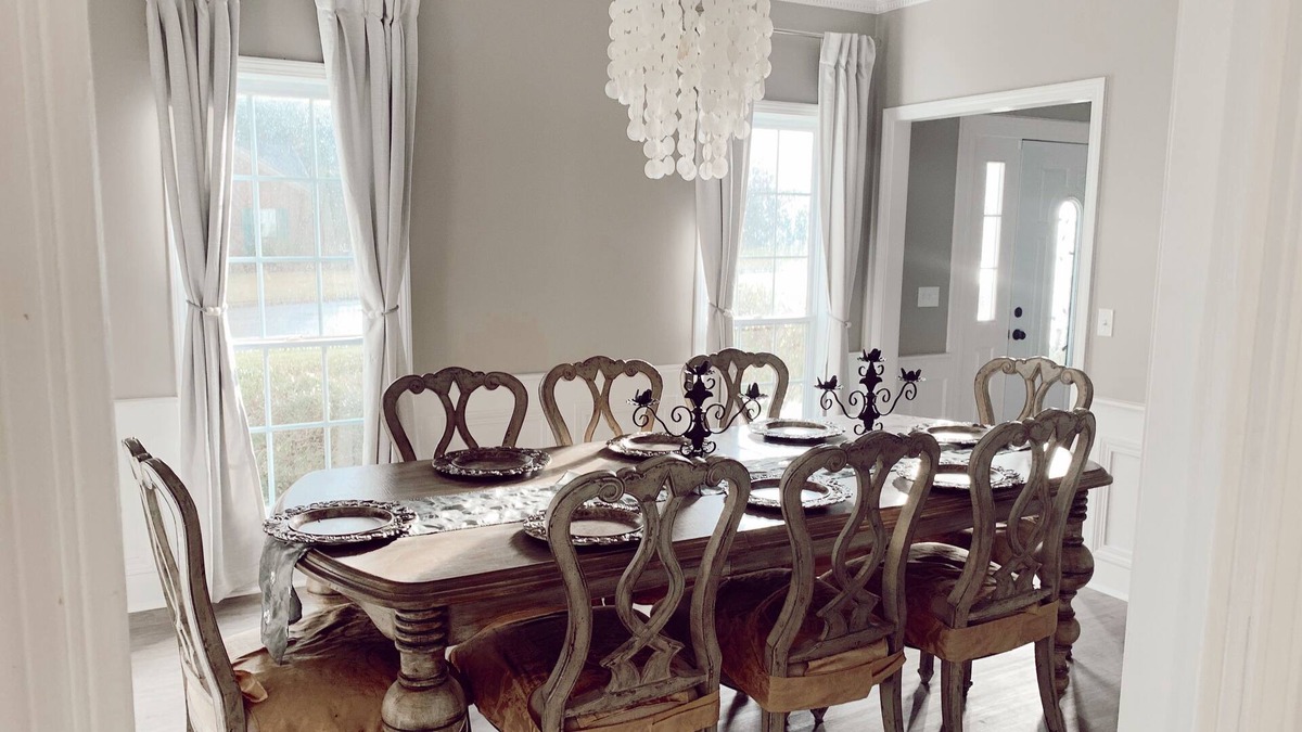 Tougaloo House | Royal Meadows
