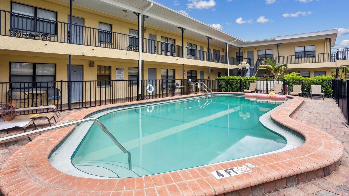 Redington Beach Condo | Royal Orleans 117 - Great value, first floor w/pool