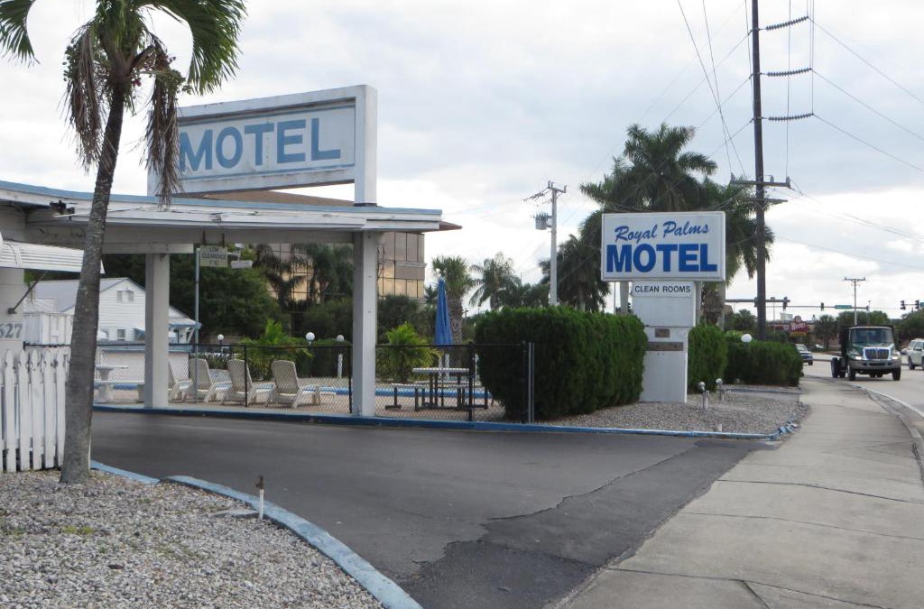 Stuart Hotel | Royal Palms Motel