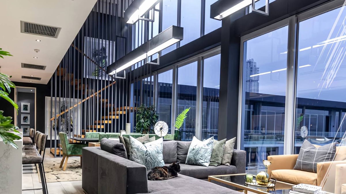 Sandown Apartment | Royal platinum Penthouse in Sandton