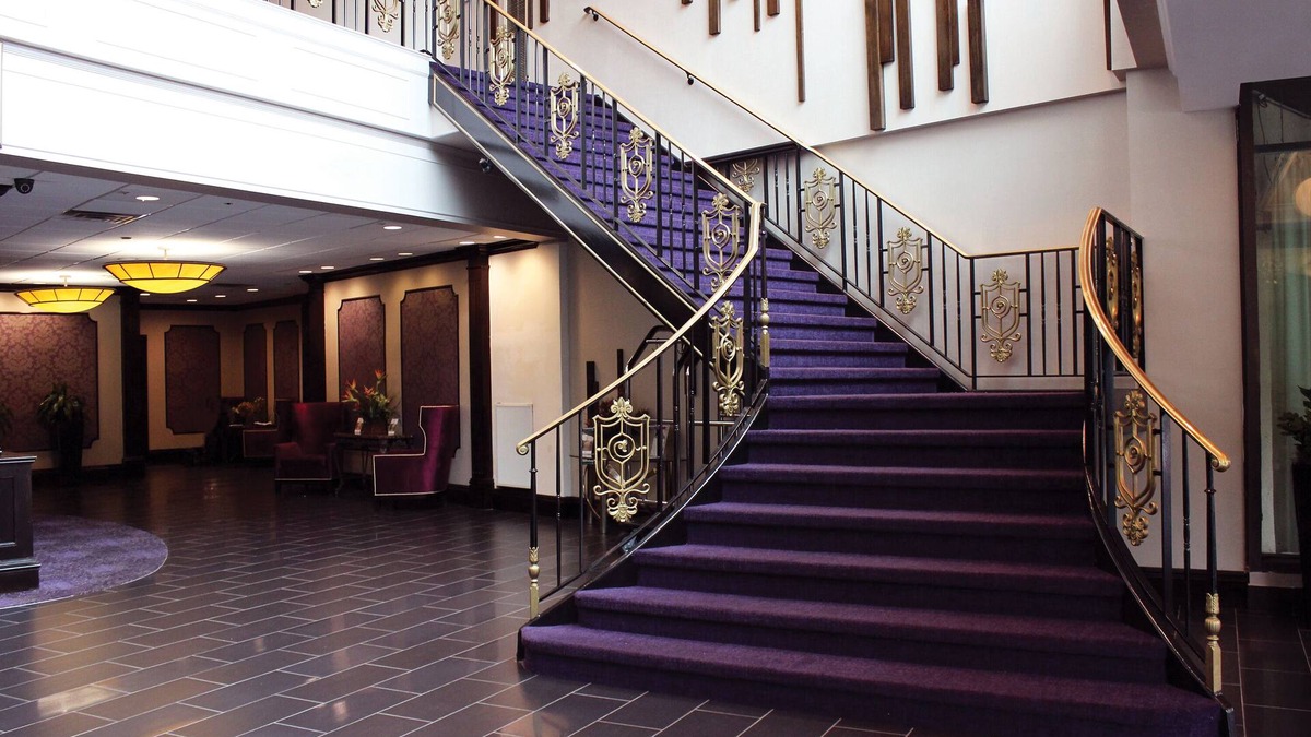 Northwest Yonkers Hotel | Royal Regency Hotel