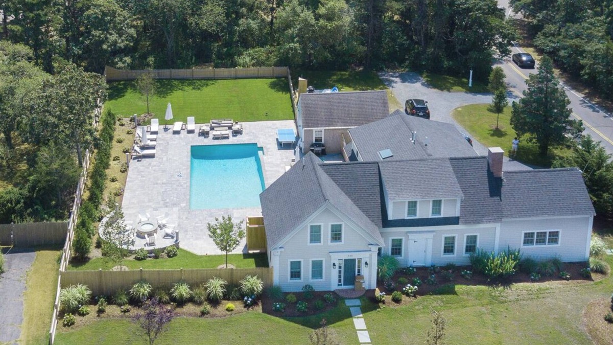 Chatham House | Royal Retreat: 935-C Renovated Luxury Chatham Home with Pool & Hot Tub