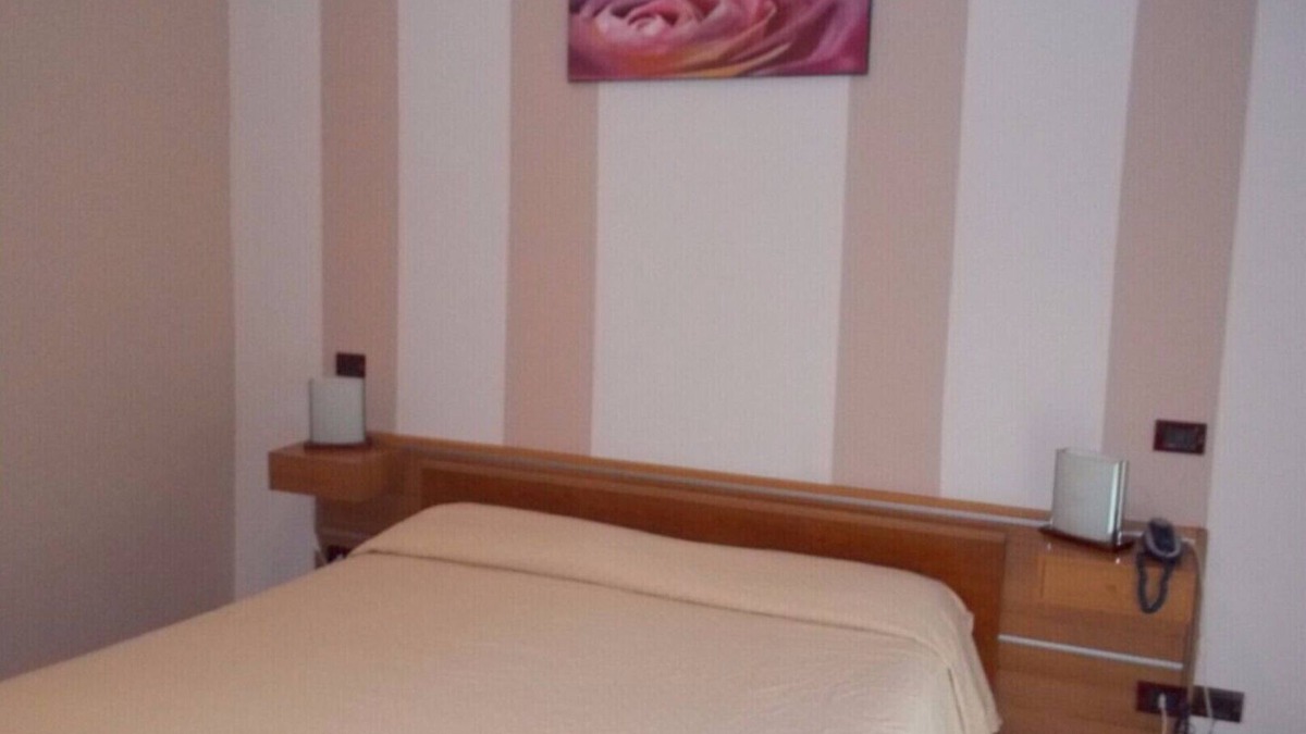Ospedaletto D'Alpinolo Hotel | ROYAL ROOM WITH BALCONY - ROYAL HOTEL
