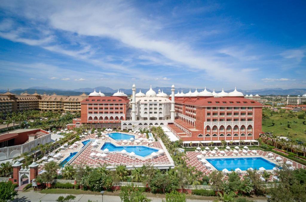Side Hotel | Royal Taj Mahal Hotel