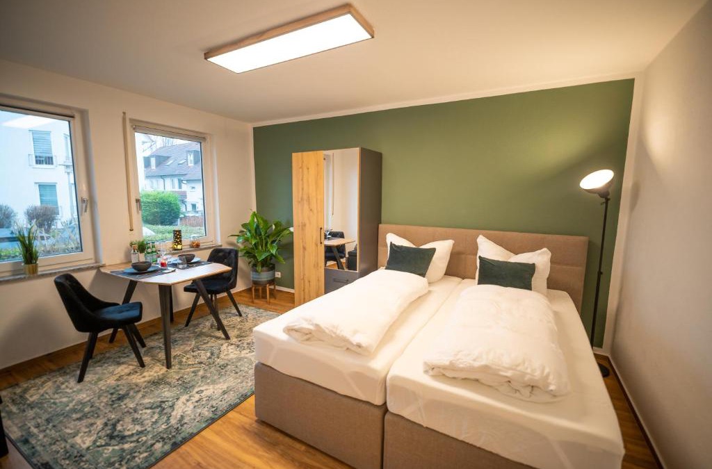 Ottersleben Apartment | RR - Cozy Apartment - Parking - Kitchen - WIFI