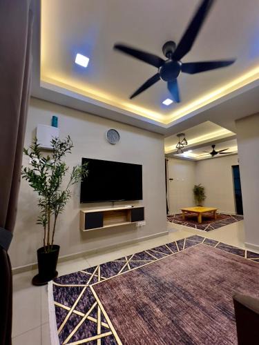 Batu Pahat House | RR Homestay Yong Peng