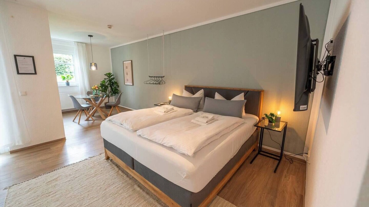 Magdeburg Apartment | RR | Studio Apartment 38 qm | Parking | Washer