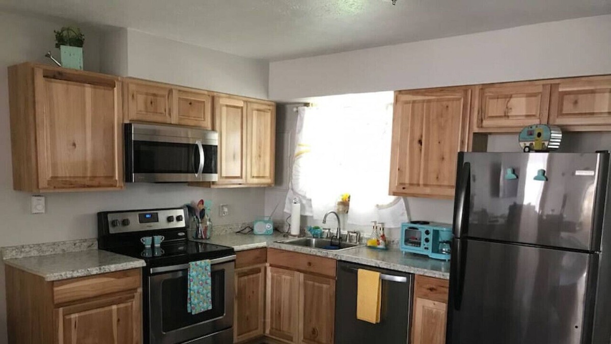 Confluence Apartment | RR2 · Riverview2,Bike,Hike and Fish From Your Front Door