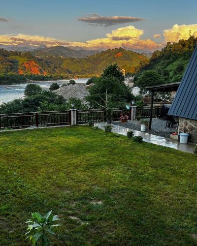Ardesen Apartment | RUBADİDİ BUNGALOV