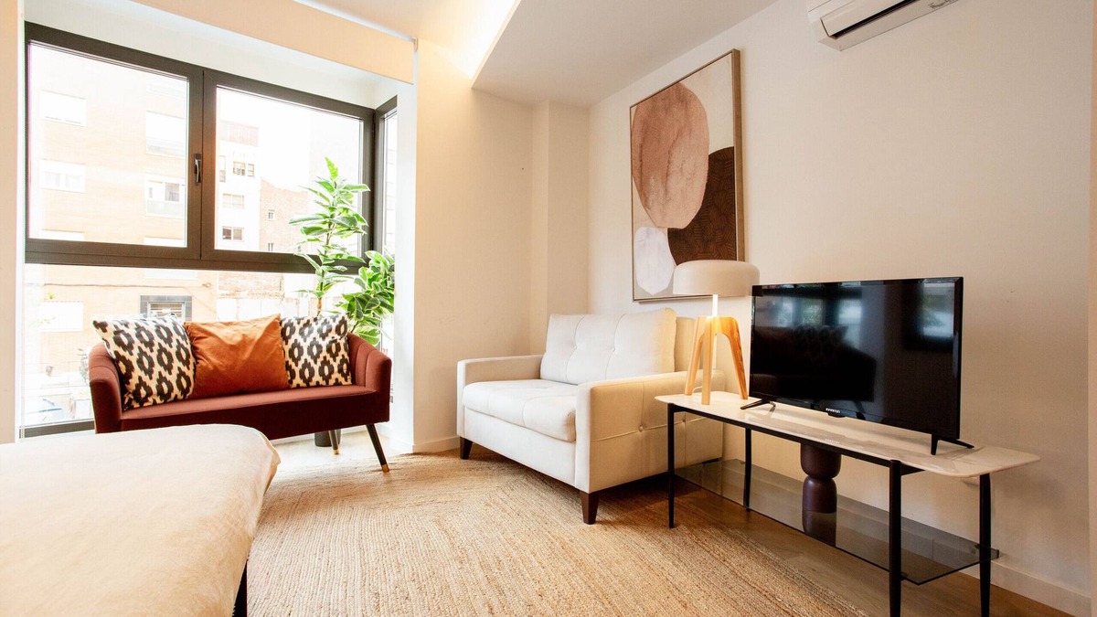 Ciudad Lineal Apartment | Rubik V apartment in Madrid
