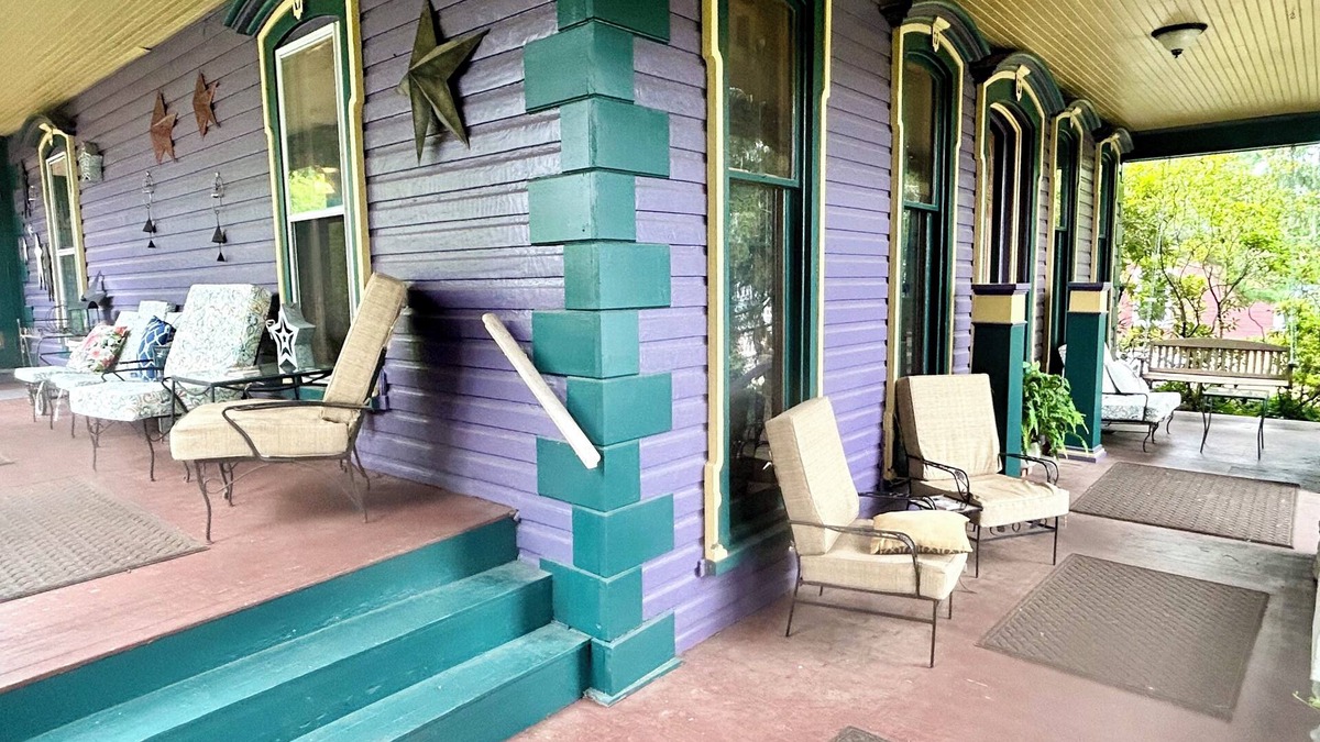 Adamstown Bed & Breakfast | Ruby Room -The Amethyst Inn Bed & Breakfast- jacuzzi tub, fireplace, breakfast