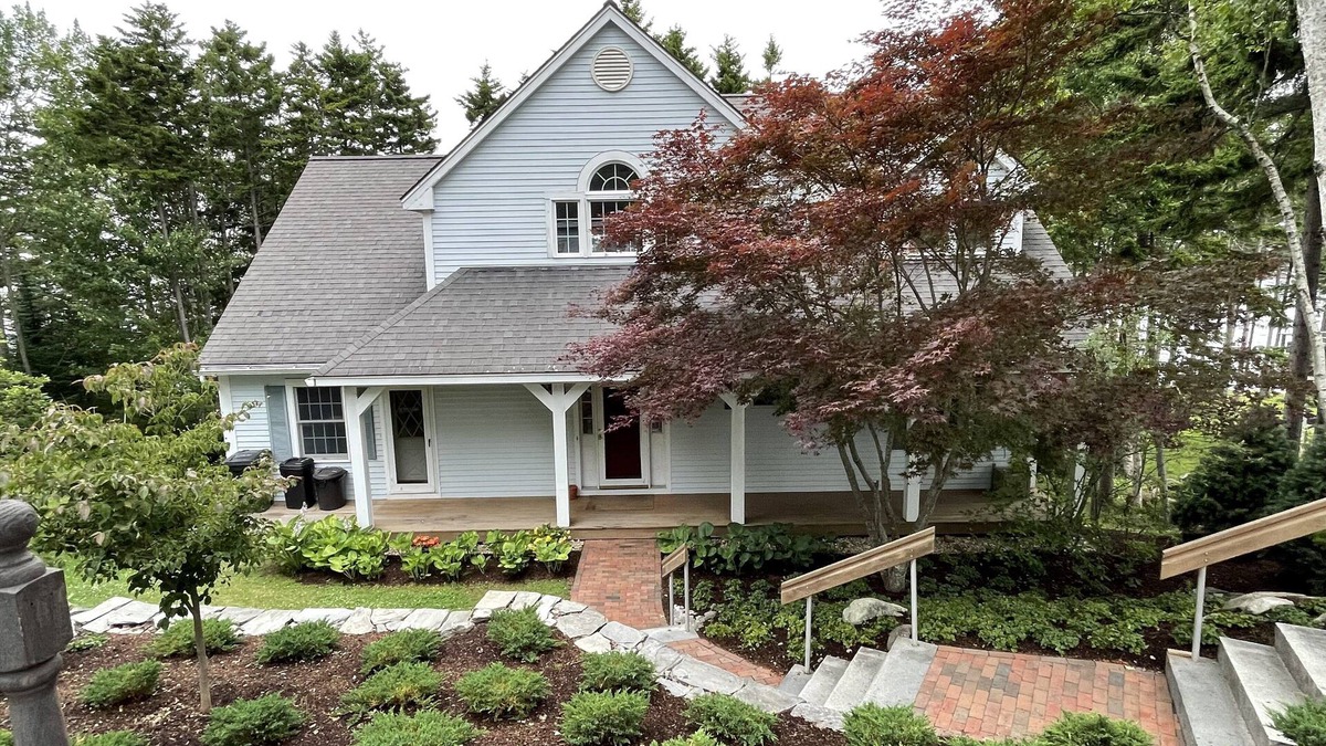 Bailey Island House | Rudman's Retreat. Deep waterfront 2 Bedroom home with spectacular sunset views.