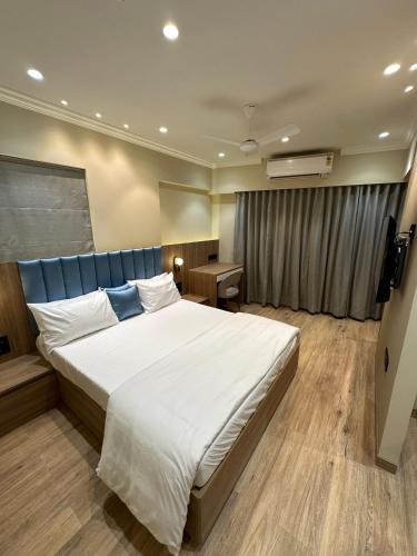 Khar Apartment | Rudraya Homes - Cozy Premium Serviced Apartments Khar - next to Bandra