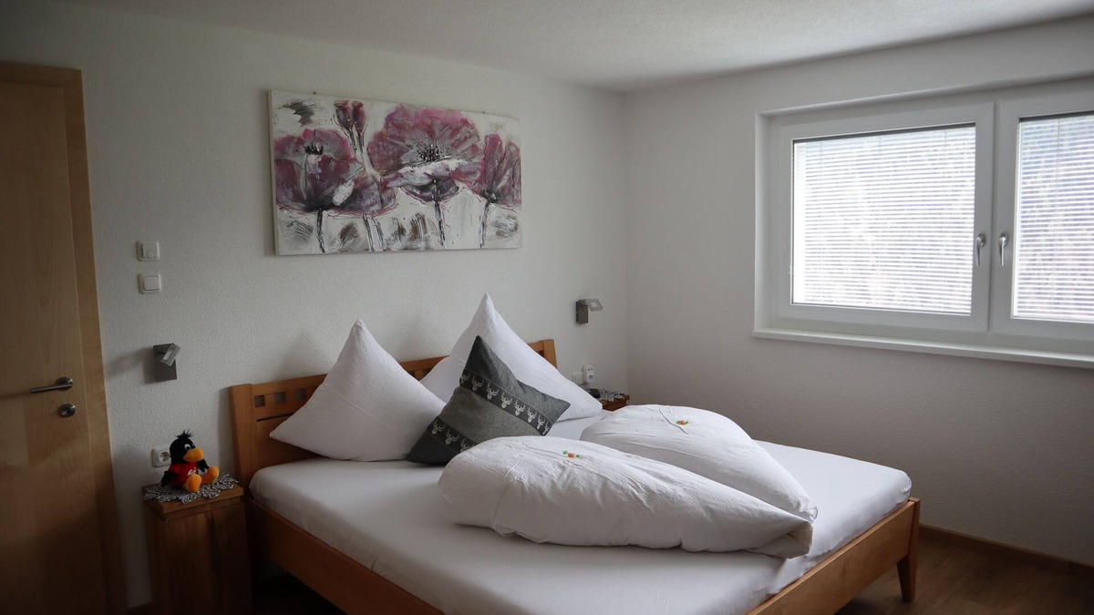 Landeck Apartment | Ruhige Ferienwohnung in den Tiroler Bergen