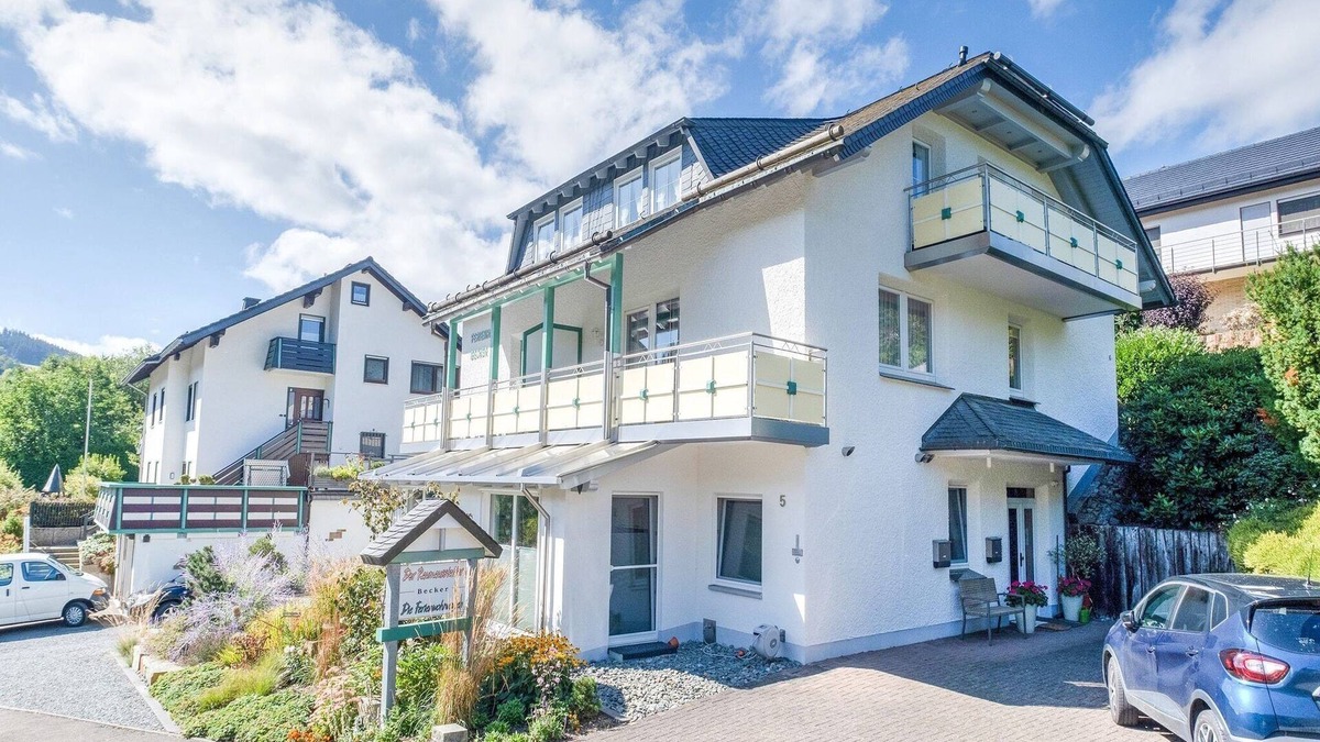 Rattlar Apartment | Ruhiges Apartment in Schwalefeld mit Garten