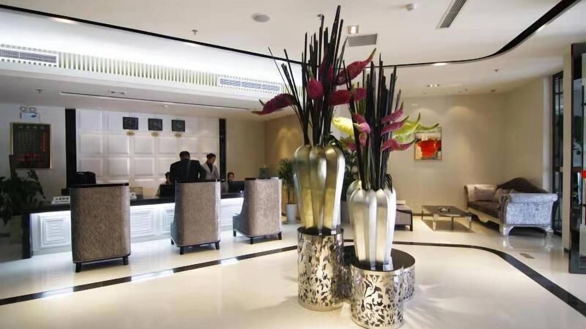 Wenfeng District Hotel | Ruicheng Hotel Anyang Train Station Branch