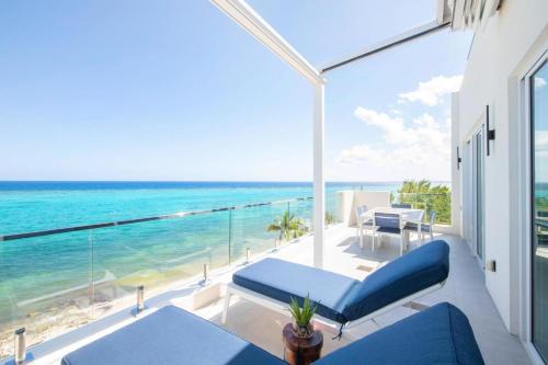 Rum Point Apartment | Rum Point Resort 408