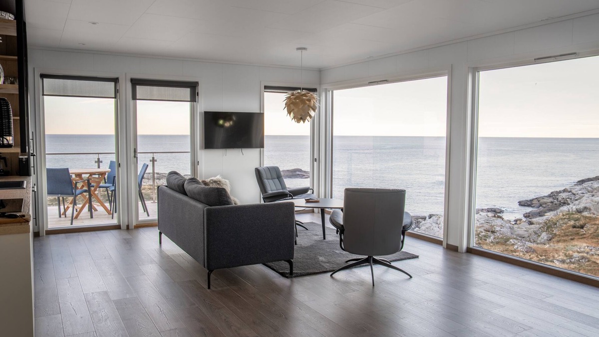 Heroy Cottage | Runde Panorama - Highlight View