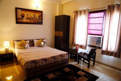 Pitampura Bed & Breakfast | Runway Residency at Pitampura
