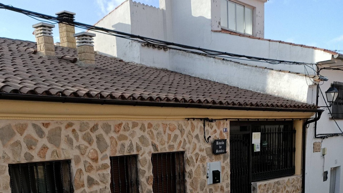 Monteagudo de las Salinas Cottage | Rural House cared for in detail