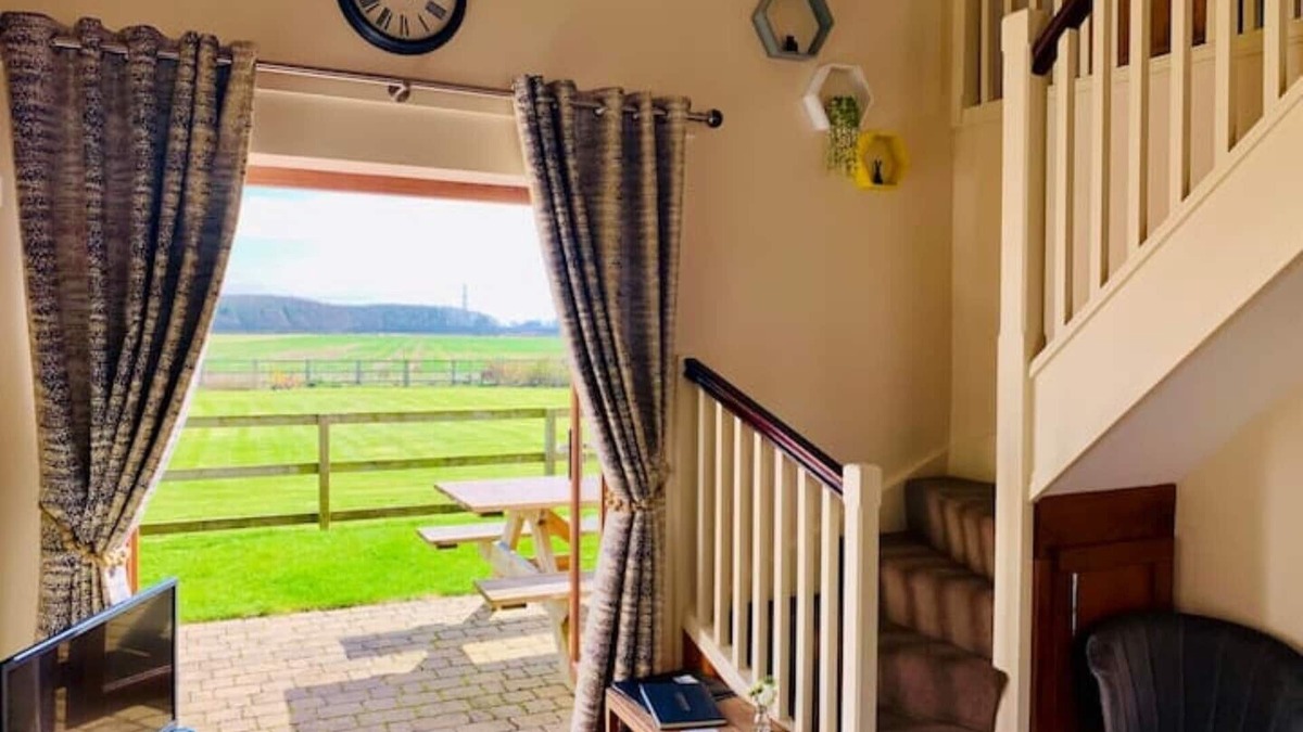 Selby Cottage | Rural, 2 bedroom, cosy cottage close to Howden