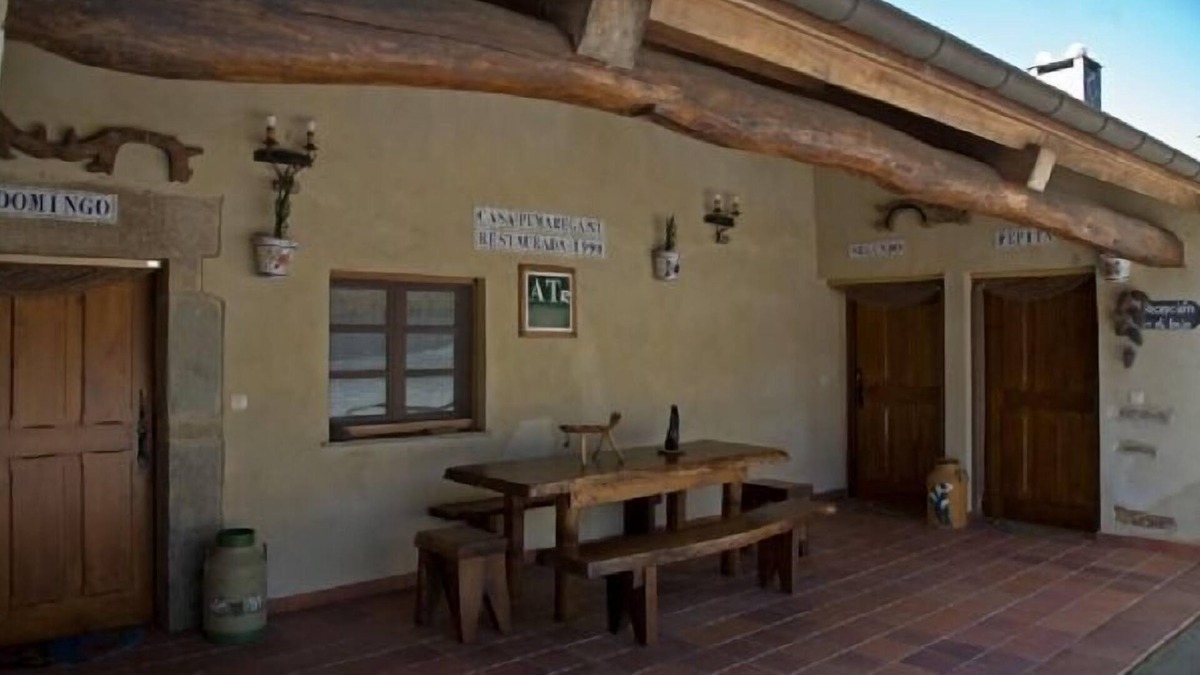 Serantes Cottage | Rural apartment (full rental) Pumarega for 4 people