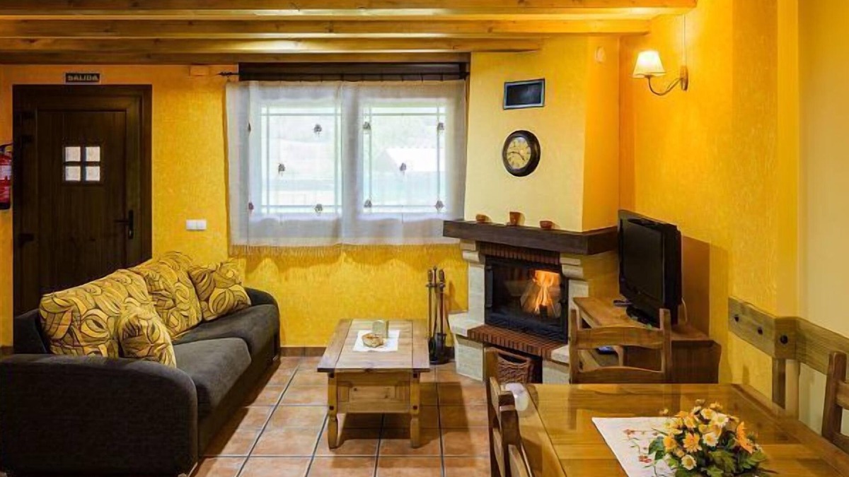 Caboalles de Abajo Cottage | Rural apartment L'Abiseu for 4 people