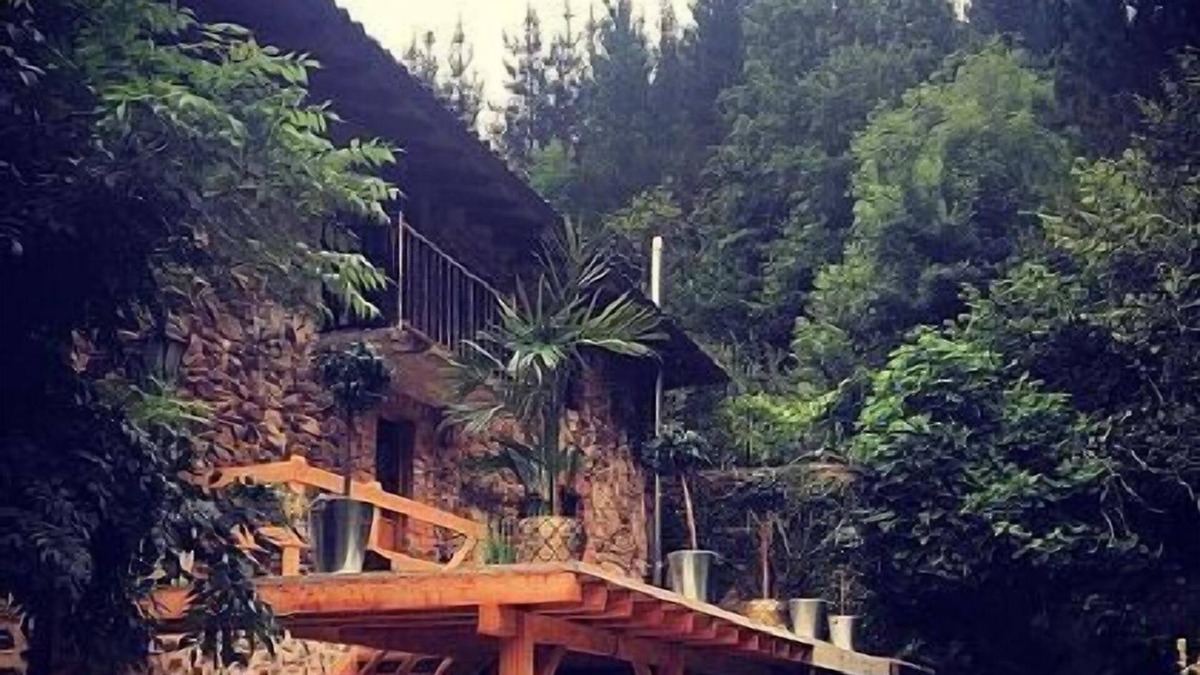 Zeberio Cottage | Rural apartment, special for families and pets, river and mountain views.