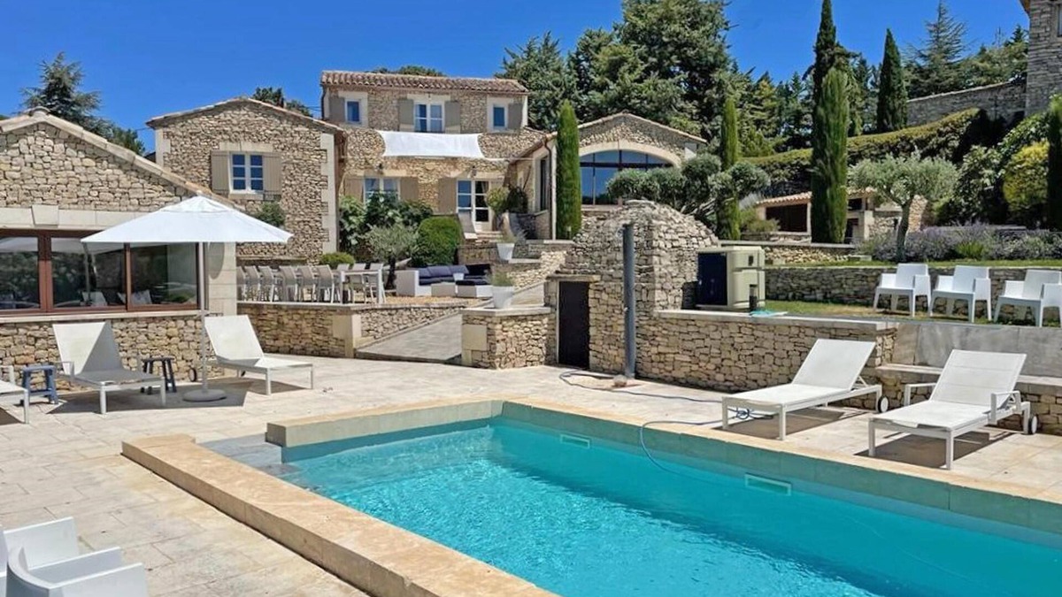 Apt House | Rural bastide and outhouse with private pool