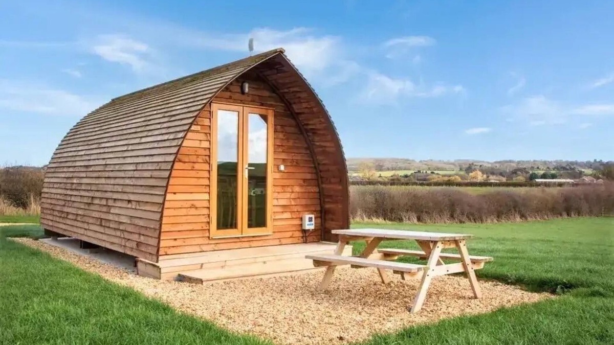 Grantham Cabin | Rural Cabin in the Lincolnshire Countryside