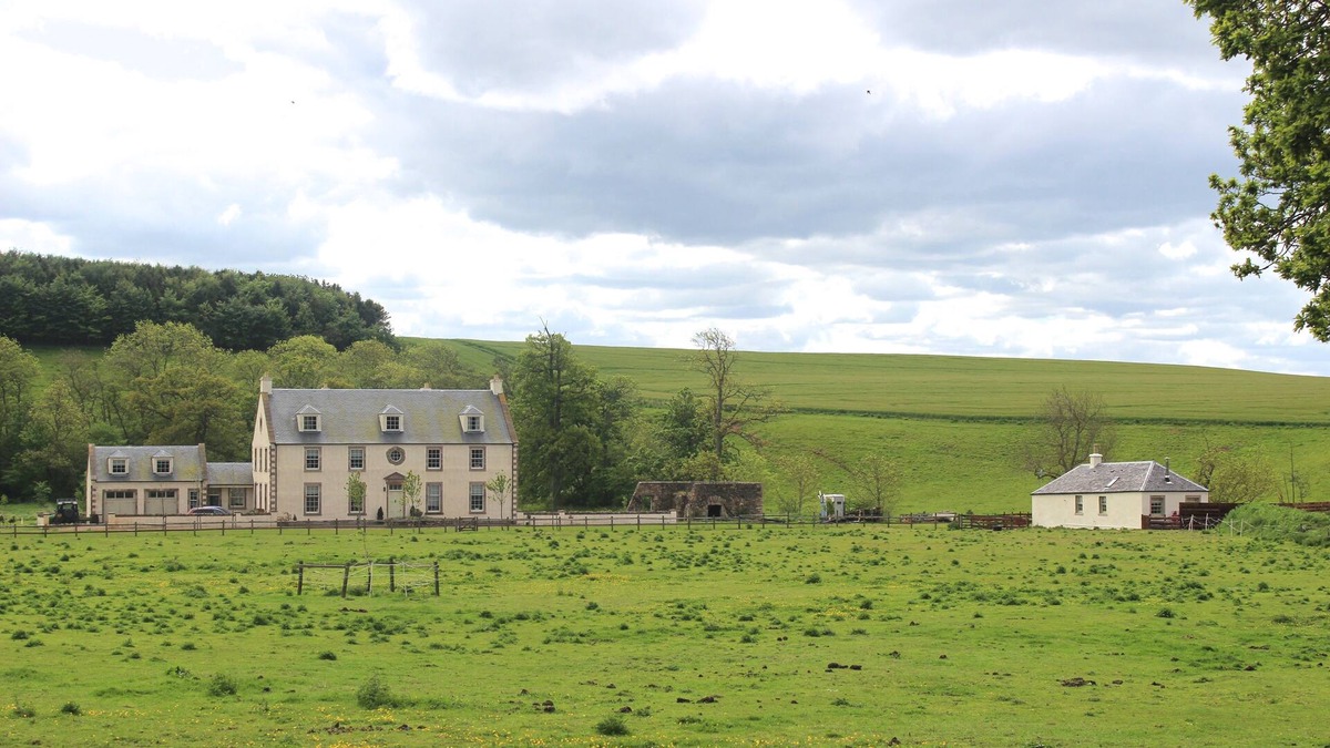Kelso Cottage | Rural comfort - Luxurious cottage with lovely walks on doorstep