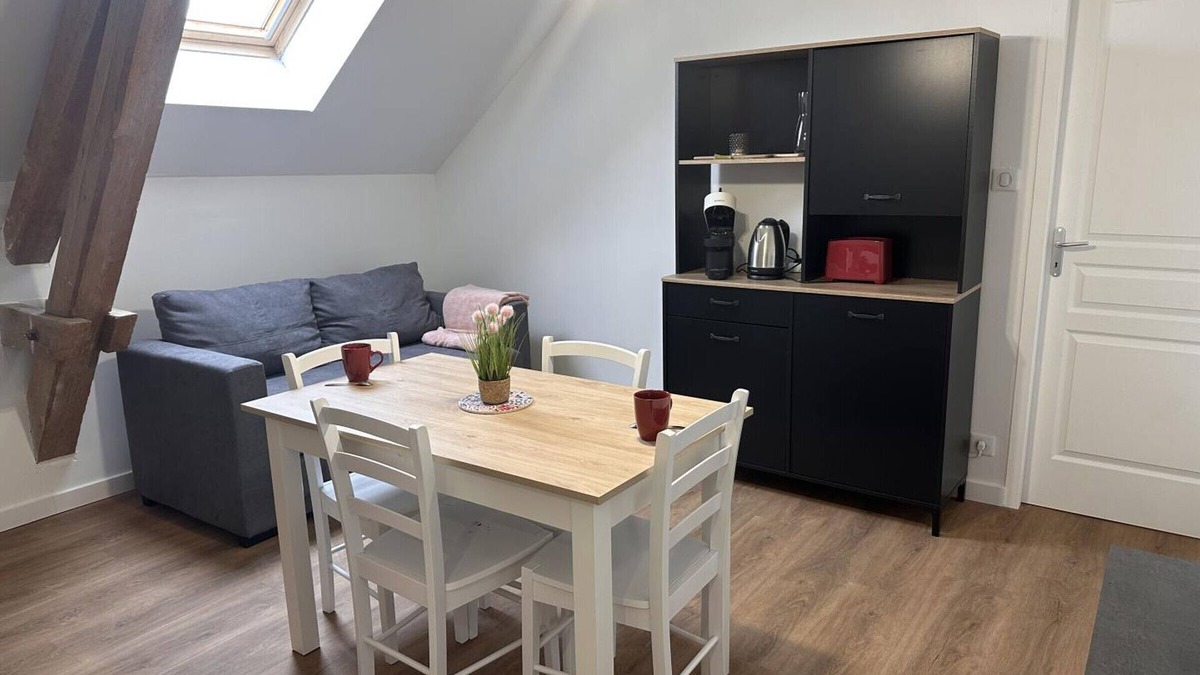 Saint-Bonnet-de-Four Cottage | Rural cottage with animals, parking and Wifi in Saint Bonnet de Four