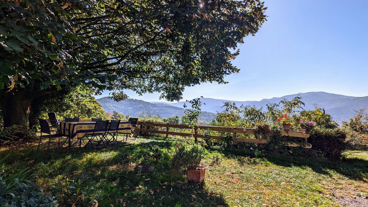 Fresse-sur-Moselle Cottage | Rural cottage in Vosges, 6 pers., WiFi, parking, bikes welcome