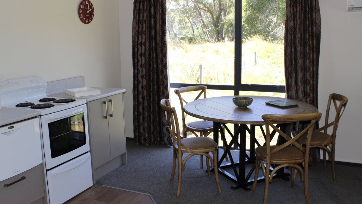 Tuamarina Villa | Rural cottage