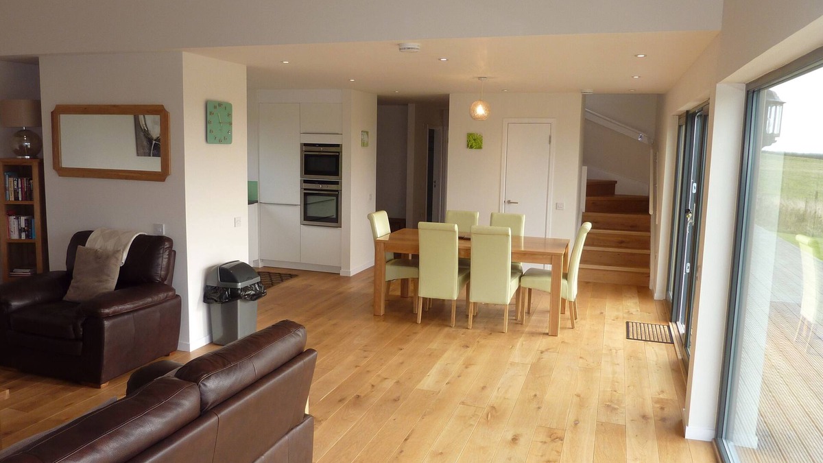 Ellon Cottage | Rural cottage with stunning views