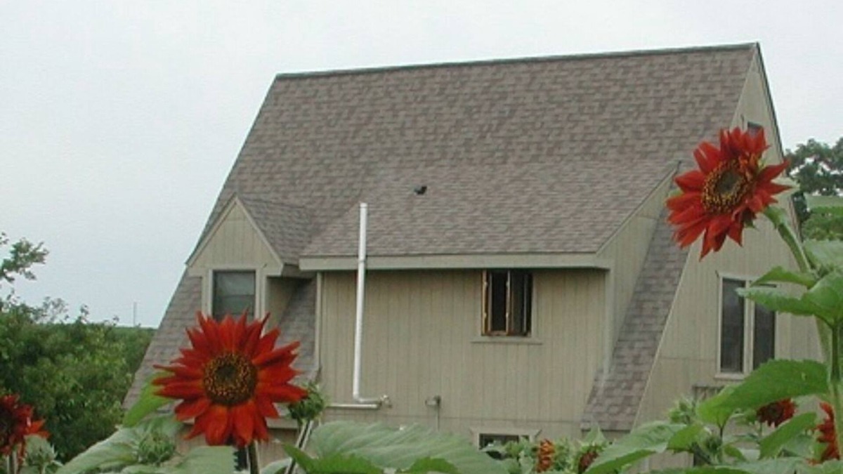 Blanchardville Cottage | Rural Driftless Region Stay with Pastoral View
